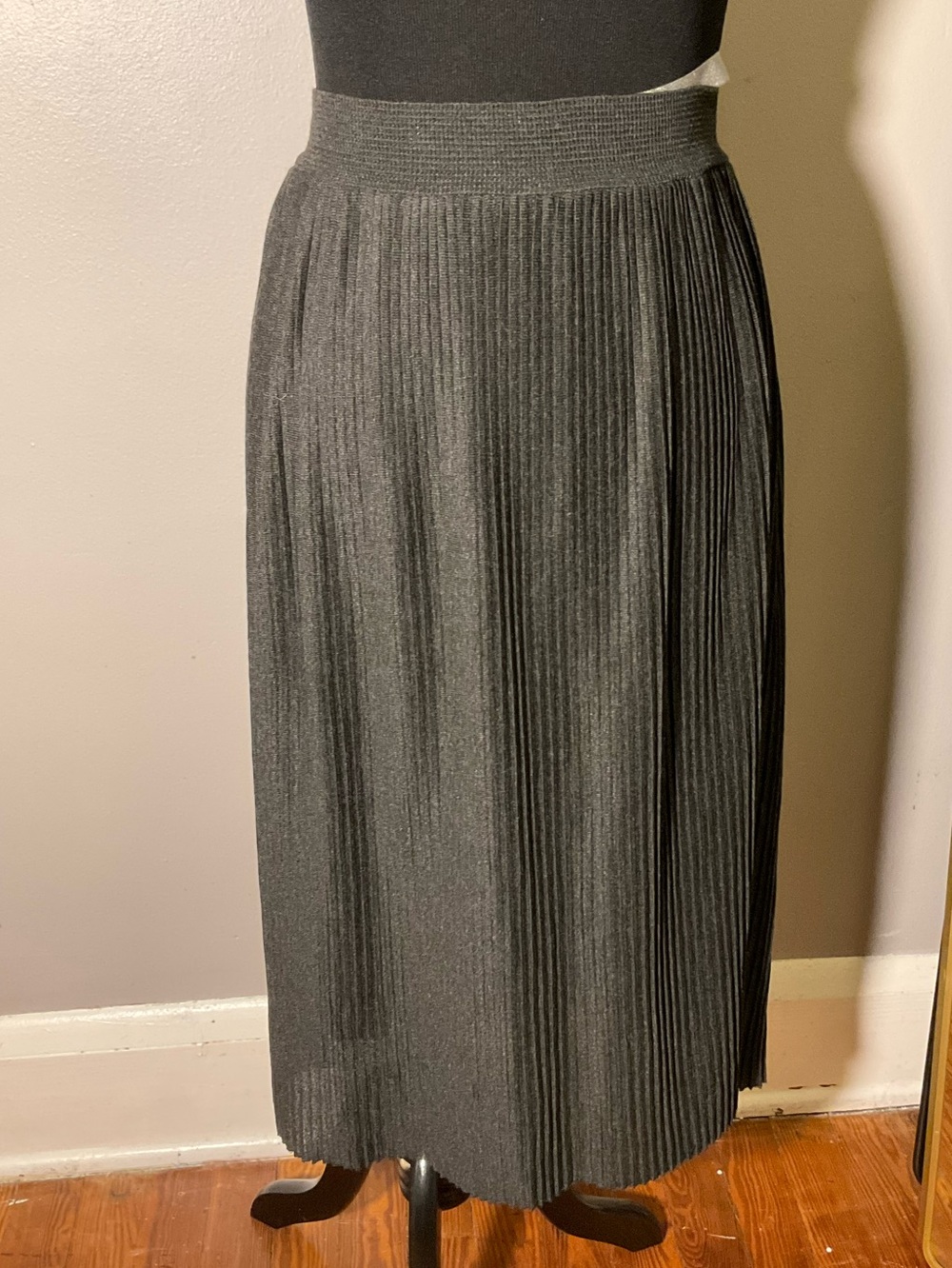 Zara Knit Italian Yarn Black and Gray Pleated  Midi Skirt